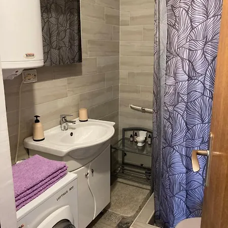 Stan Na Dan Apartment *