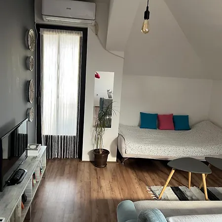 Stan Na Dan Apartment