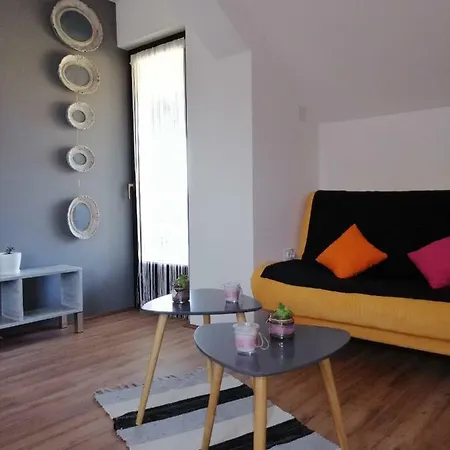 Apartment Stan Na Dan *